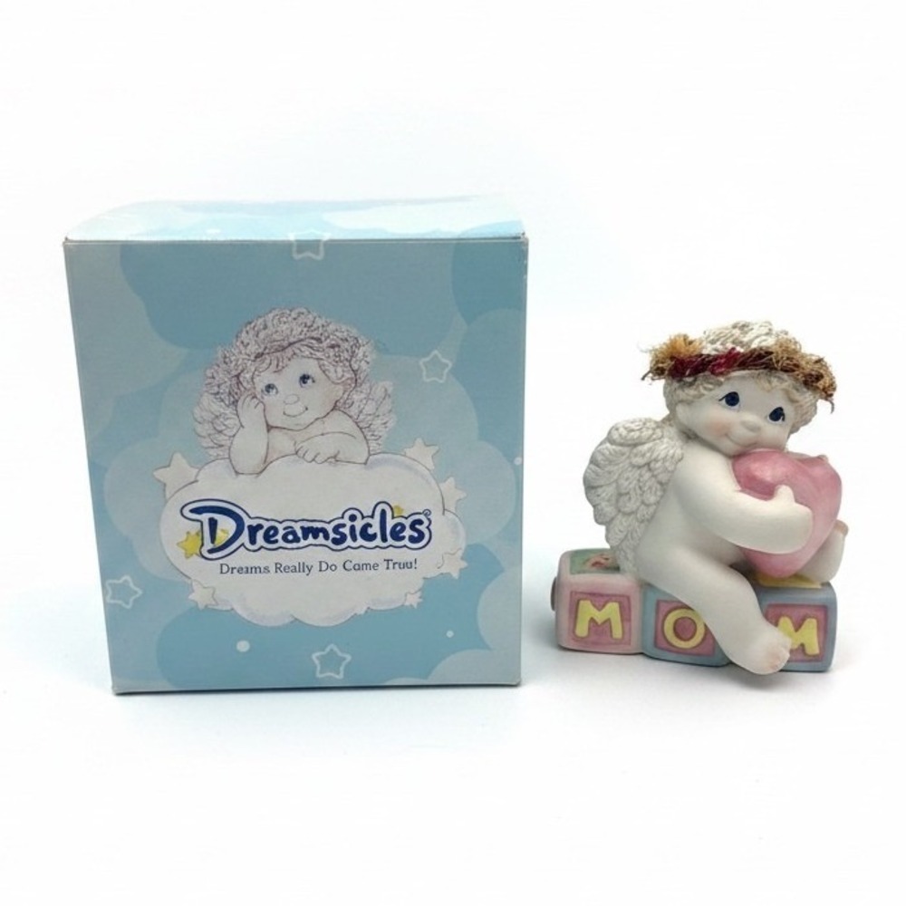 Dreamsicles "Mom" Angel Figurine Heart Blocks 2003 Vintage Collectible Boxed